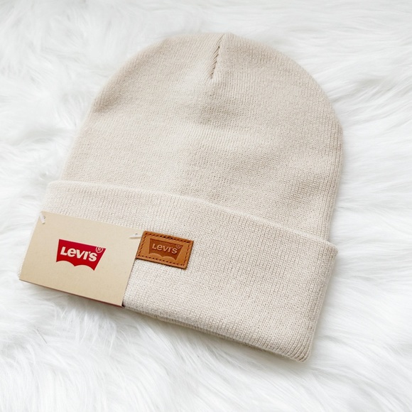 Levi's Accessories - NEW Levi’s Leather Logo Patch Beanie